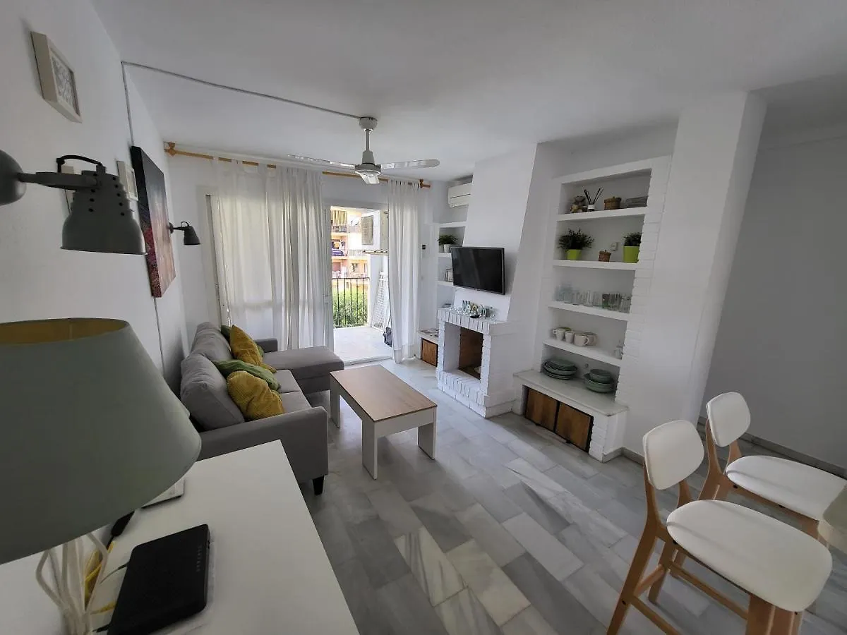 Apt Erisa En Torremolinos Dos Min De La Playa, Puerto Marina location